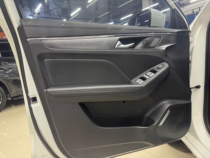 Фото 5 - Haval Jolion