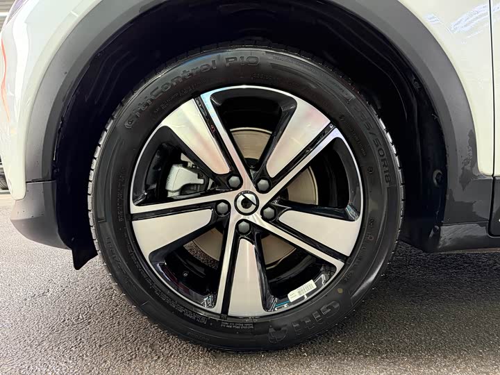 Фото 5 - Smart #1