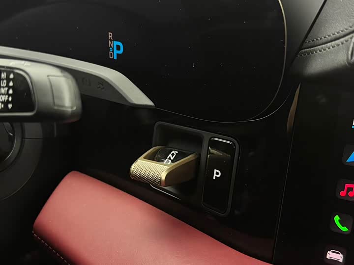 Photo 8 - Porsche Taycan