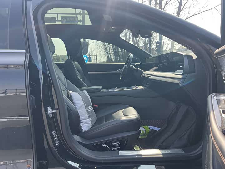 Фото 9 - Lincoln Z (Zephyr)