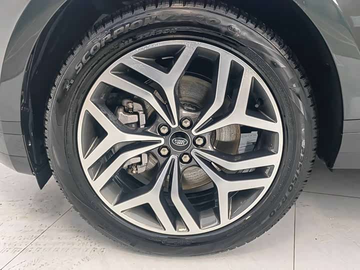 Фото 6 - Land Rover Range Rover Evoque L