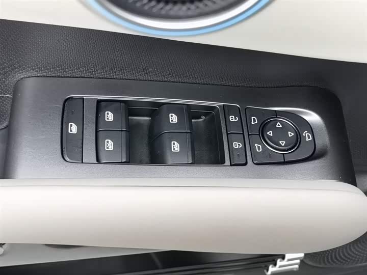 Фото 9 - BYD Yuan Plus