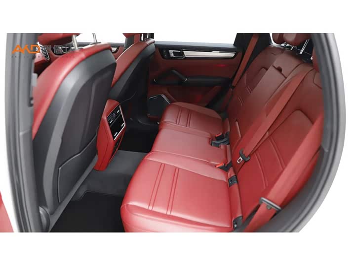 Фото 7 - Porsche Cayenne