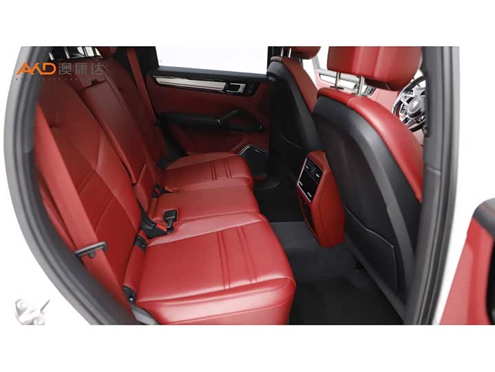 Фото 8 - Porsche Cayenne