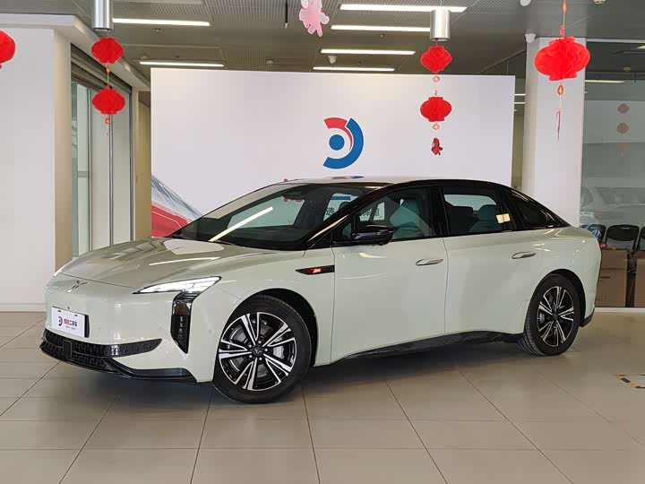 Фото 1 - Hongqi EH7