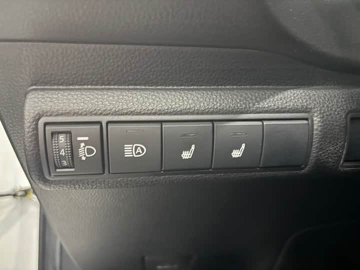 Фото 6 - Toyota Levin