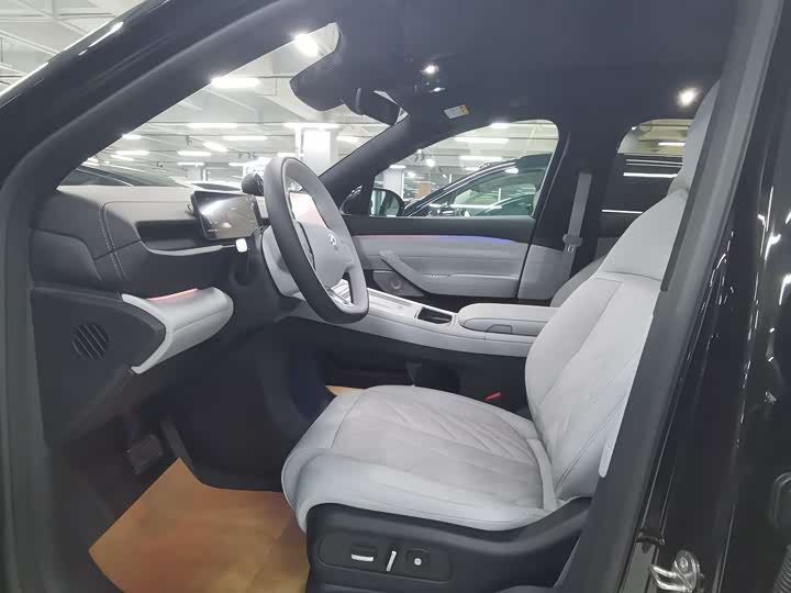 Фото 6 - Nio ES6