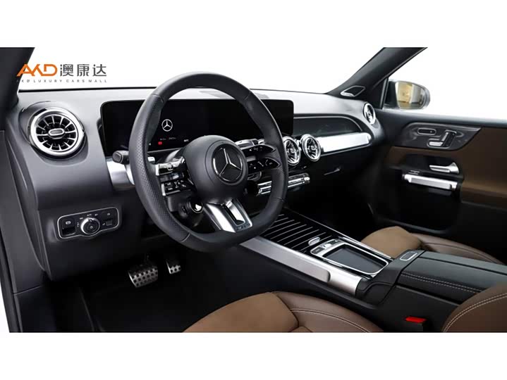 Фото 6 - Mercedes-Benz GLB-Class AMG