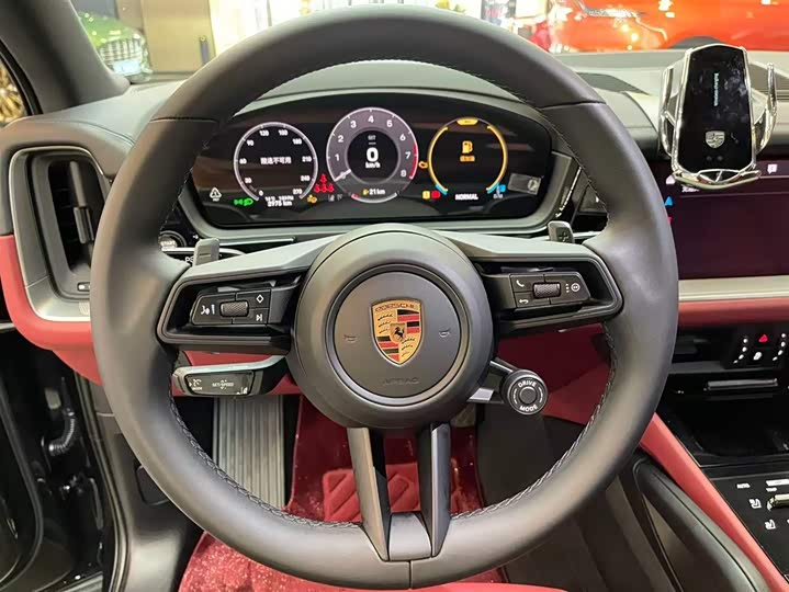 Фото 9 - Porsche Cayenne