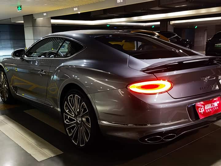 Фото 4 - Bentley Continental GT