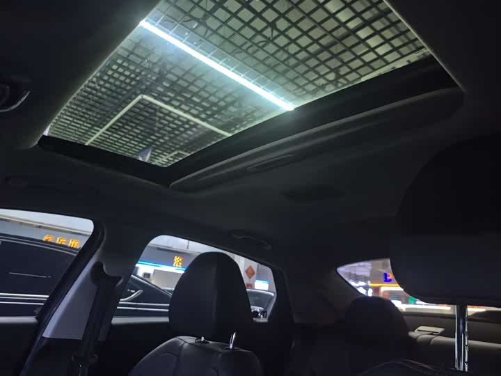 Фото 8 - Hyundai Elantra N line