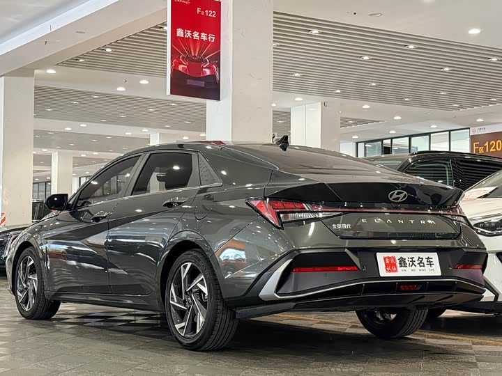 Фото 4 - Hyundai Elantra N line