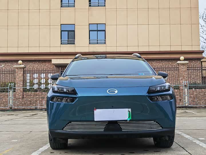 Фото 2 - GAC Aion V