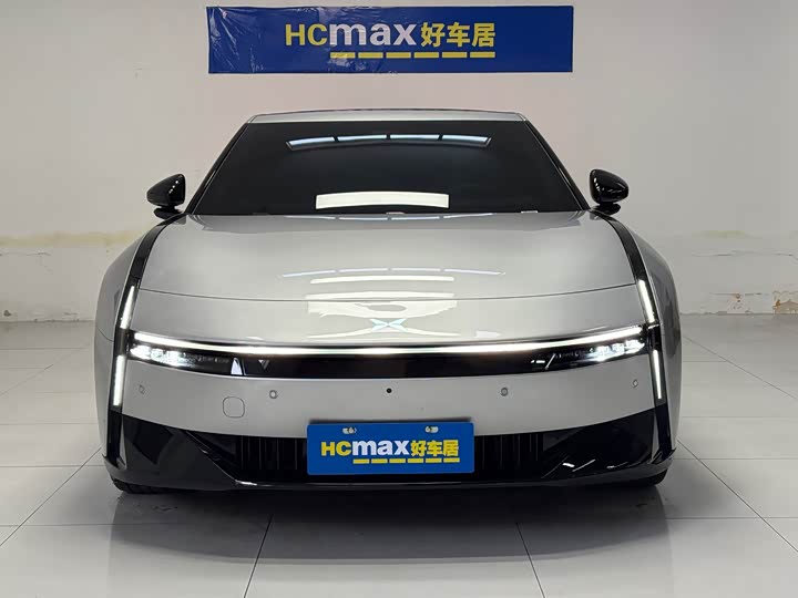 Фото 2 - XPeng P7