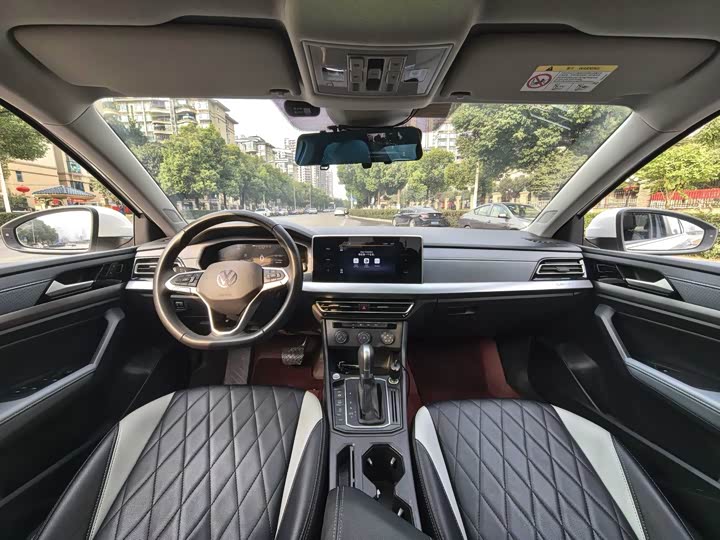 Фото 5 - Volkswagen Lavida