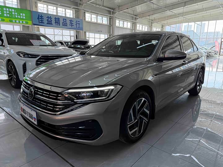 Фото 1 - Volkswagen Sagitar L