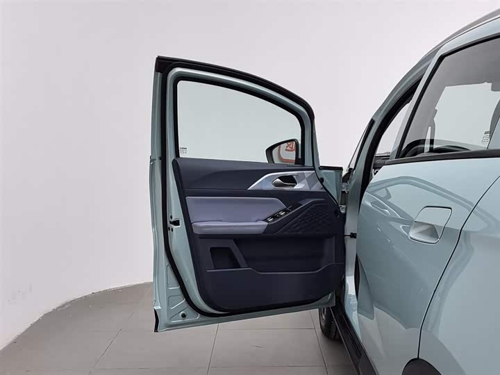 Фото 8 - Geely Geometry E Firefly