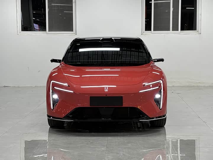 Фото 3 - Avatr 06