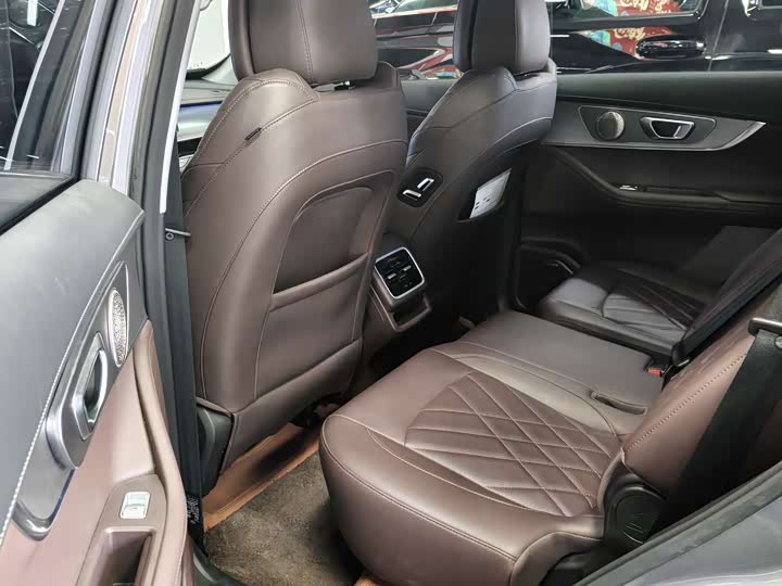 Фото 9 - Chery Tiggo 8 Pro