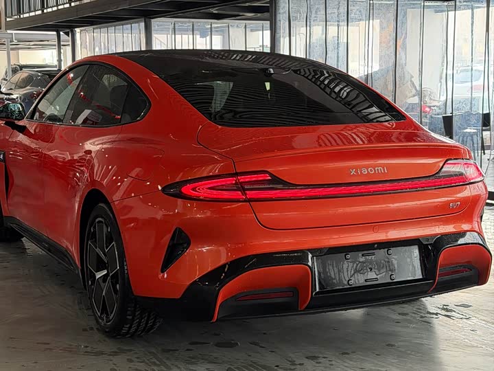 Фото 9 - Xiaomi SU7