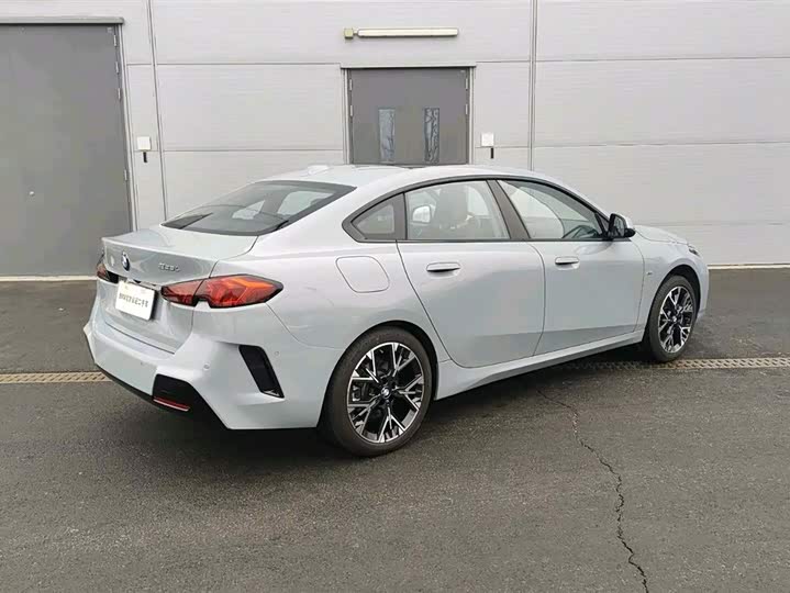 Фото 4 - BMW 2 Series