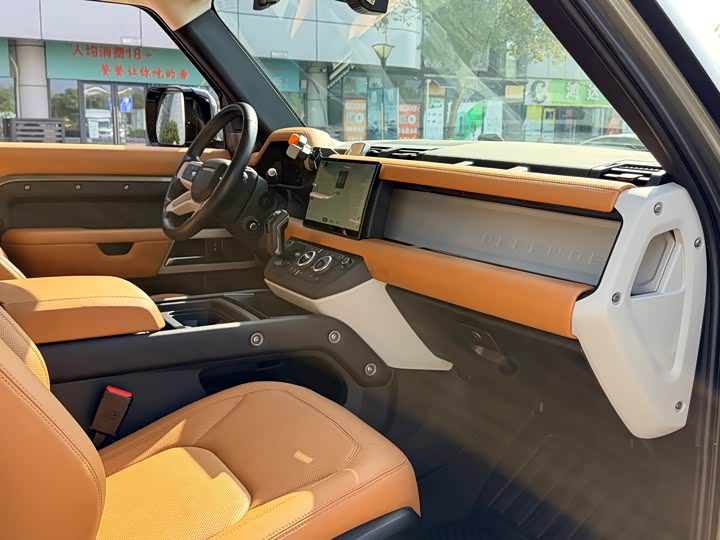 Фото 7 - Land Rover Defender