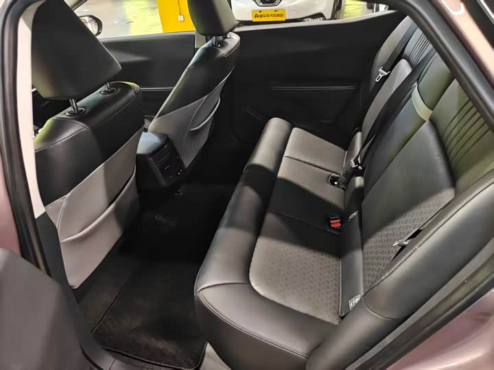 Photo 5 - Toyota bZ3