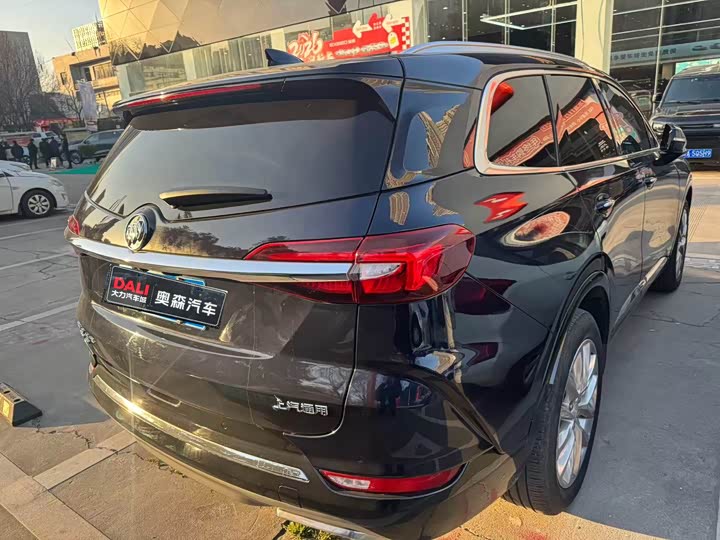 Фото 3 - Buick Enclave