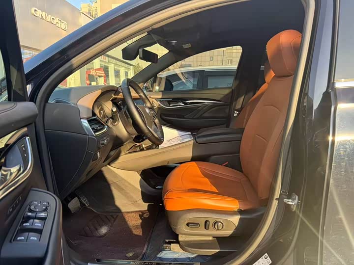 Фото 6 - Buick Enclave