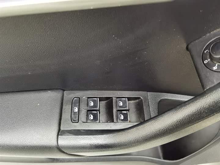 Фото 9 - Skoda Octavia Pro