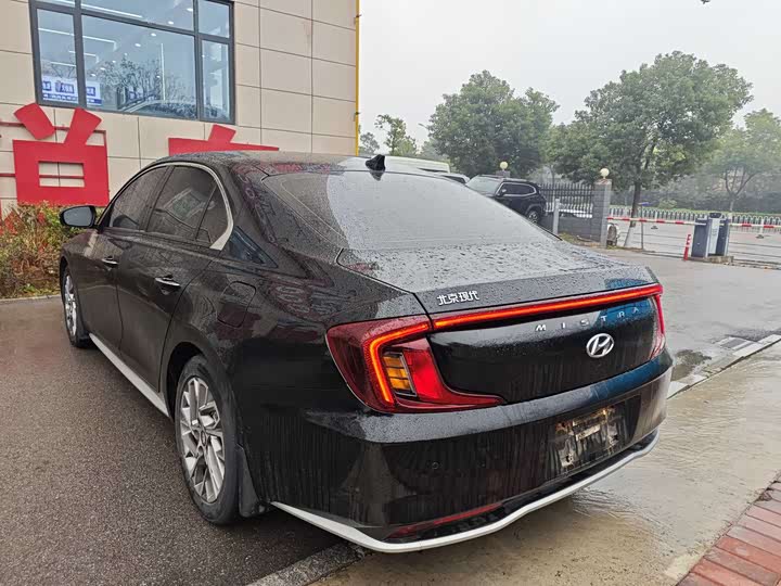 Фото 6 - Hyundai Mistra