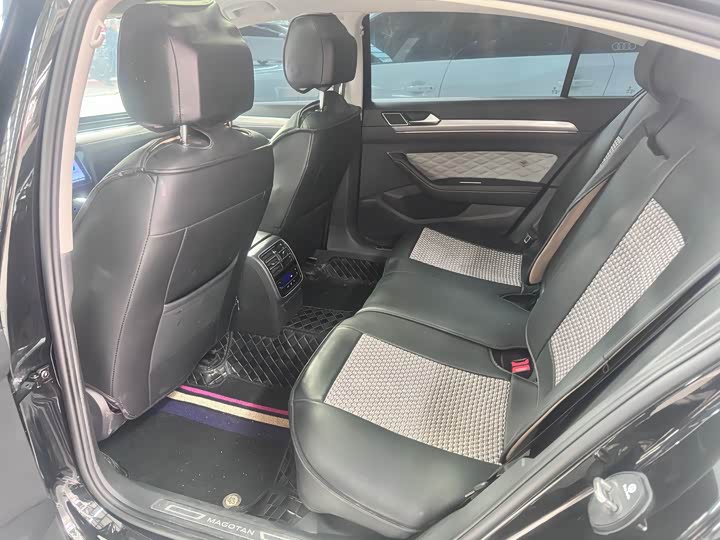 Фото 9 - Volkswagen Magotan