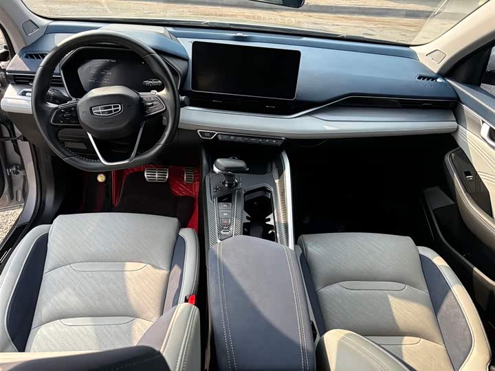 Фото 6 - Geely Preface