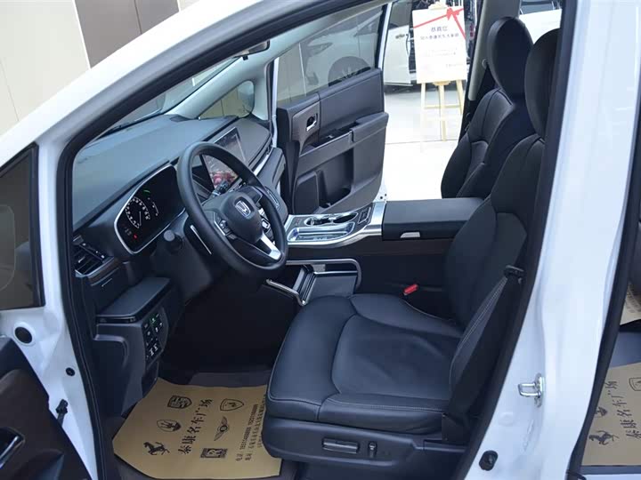 Фото 4 - Honda Odyssey