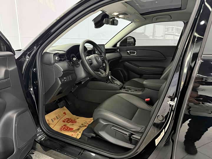 Фото 9 - Honda Vezel