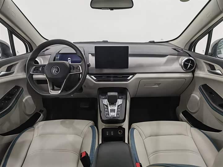 Фото 5 - BYD Yuan Pro