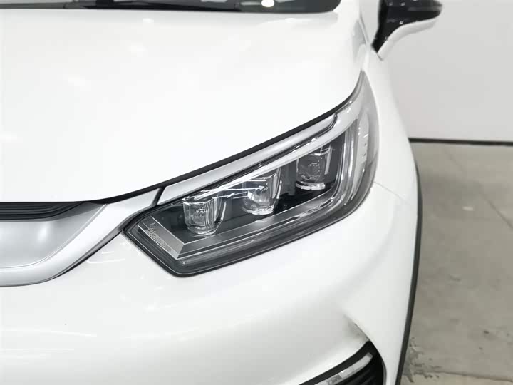 Фото 7 - BYD Yuan Pro