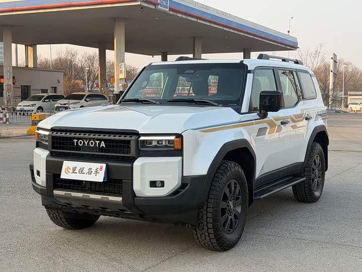 Фото 1 - Toyota Prado