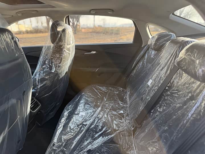 Фото 6 - Changan Eado Plus