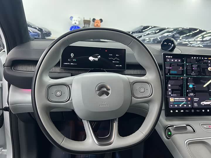 Фото 6 - Nio ES6