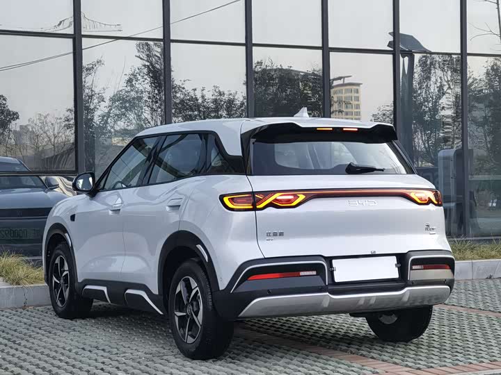 Фото 5 - BYD Yuan Up