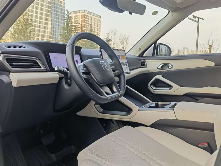 Фото 7 - BYD Yuan Up