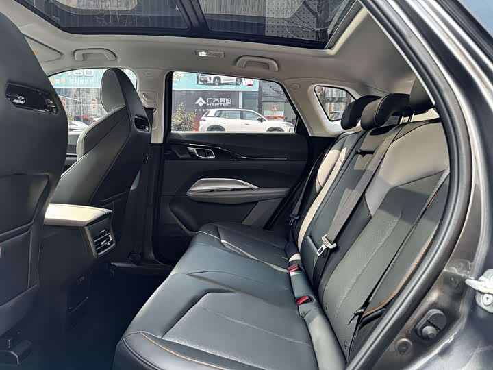 Фото 9 - Changan Oshan Z6