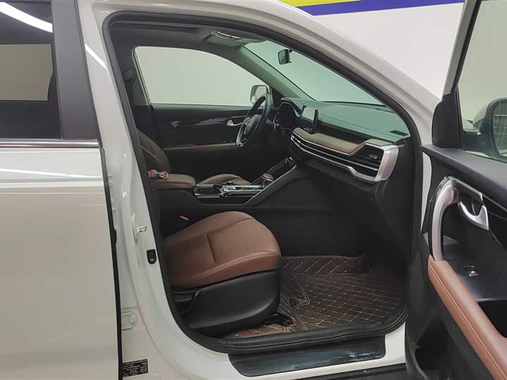 Фото 8 - Kia Sportage GT-line