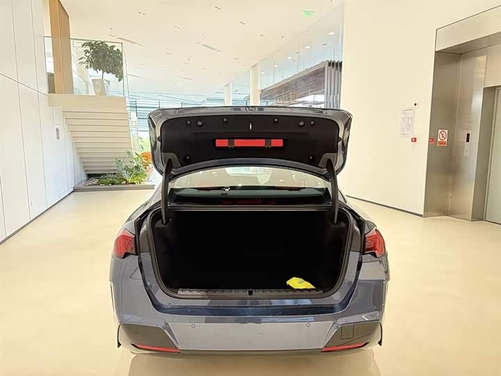 Фото 6 - BMW 2 Series