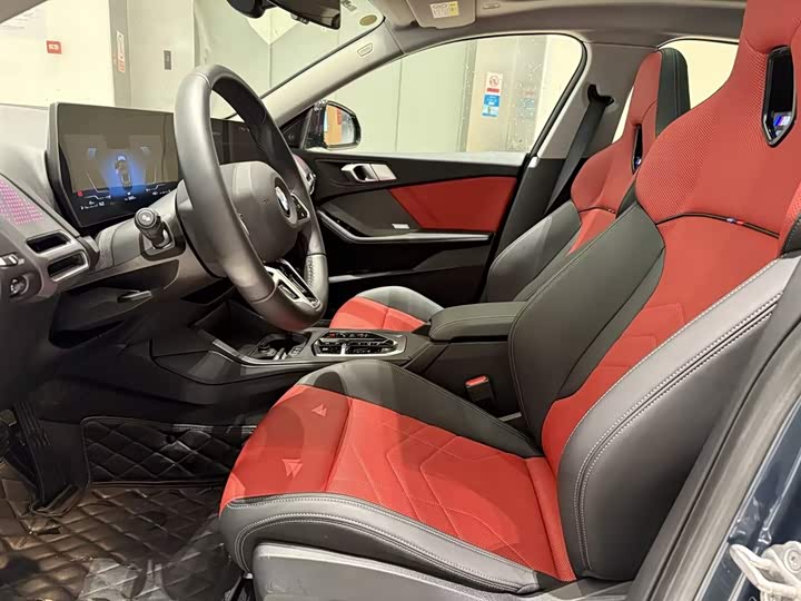 Фото 8 - BMW 2 Series