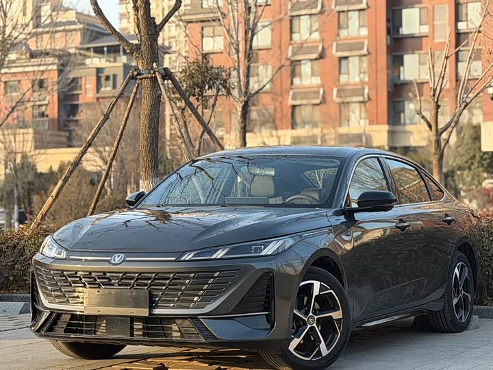 Фото 1 - Changan Eado Plus