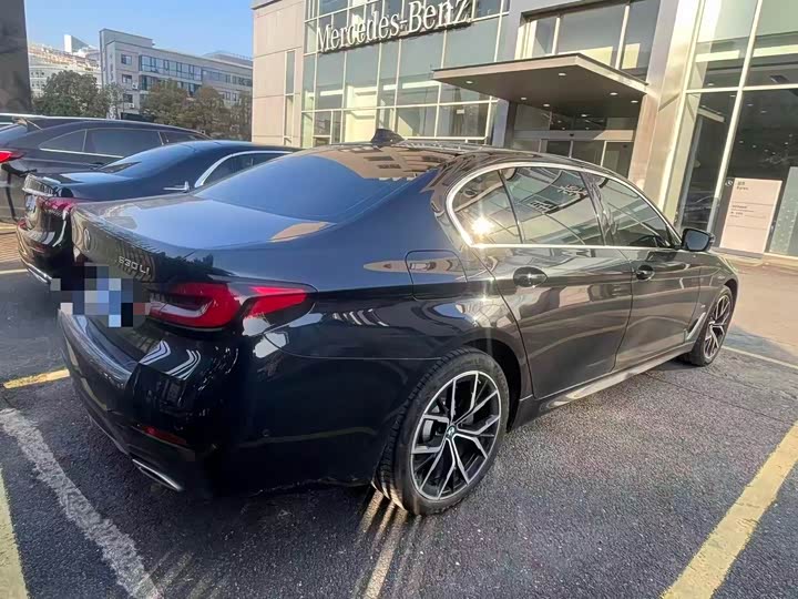 Фото 6 - BMW 5 Series