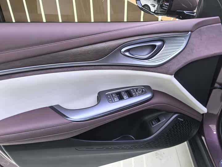 Фото 4 - BYD Seal