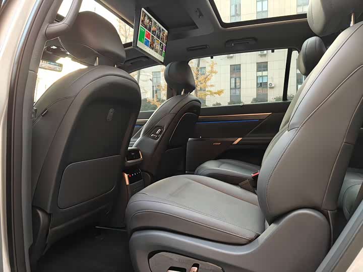 Фото 4 - Dongfeng Yipai eπ 008